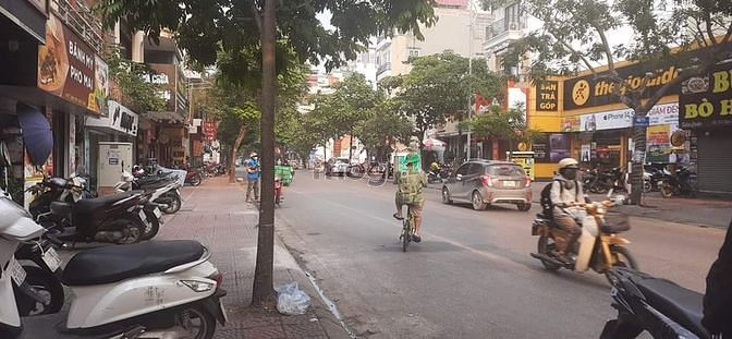 Hình ảnh Bán 120m² đất tại Long Biên với giá là 33,8 tỷ