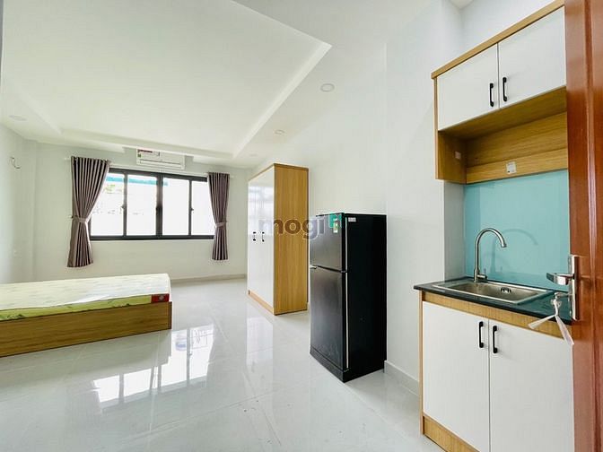 Hình ảnh Cho thuê phòng full nội thất cửa sổ thoáng ngay Văn Lang cơ sở 3