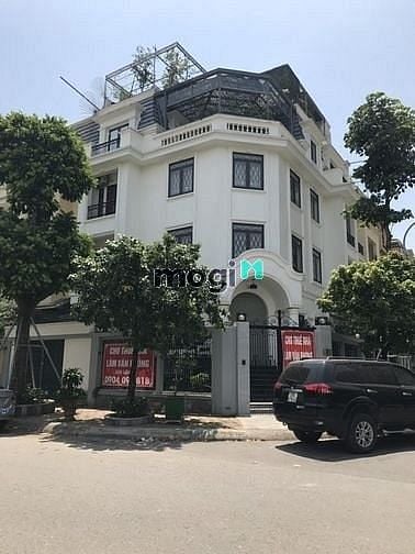 Hình ảnh Cho thuê biệt thự Gleximco, 250m2, 4 tầng, căn góc, thang máy