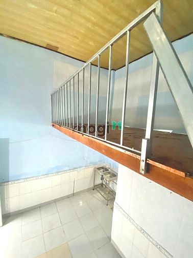 Hình ảnh Phòng trọ có gác dãy trọ dưới đất để xe trong phòng