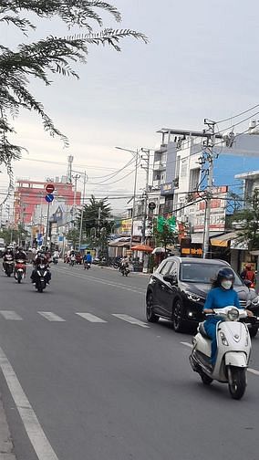 Hình ảnh Hơn 6 tỷ nhà 3 tầng quang trung 5 x 15 4pn