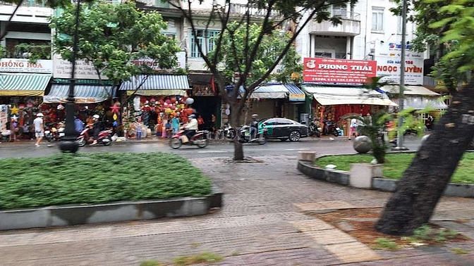 Hình ảnh Nhà mới 2 lầu - 2pn (vòng xoay Bưu điện Quận 5)