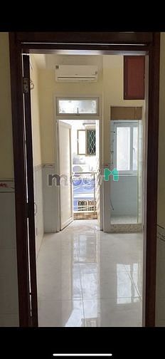Hình ảnh Nhà 3 lầu - 4pn (gần góc Ng.V.Cừ - Tr.H.Đạo)
