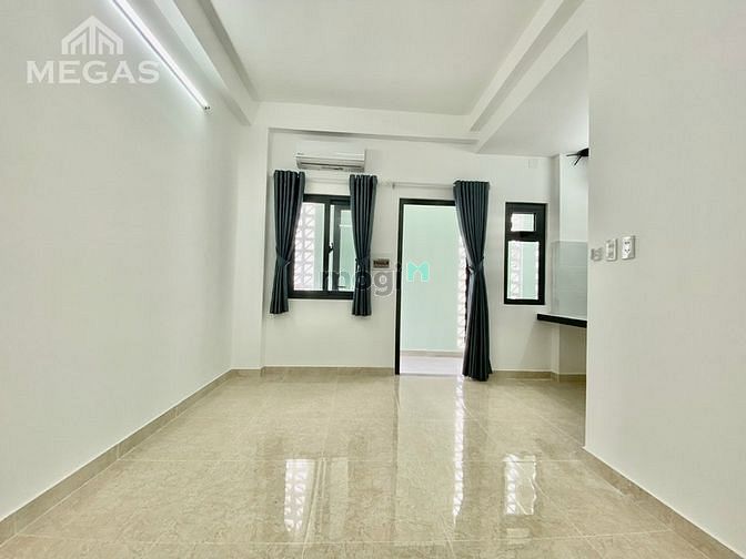 Hình ảnh Studio cách đại học Văn Lang 3 bước đi bô