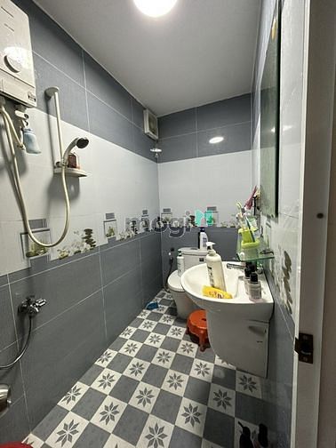 Hình ảnh Trung tâm Q10 CMT8 , 24m2, 5tầng , Sát HXH. Chỉ 5tỷ.