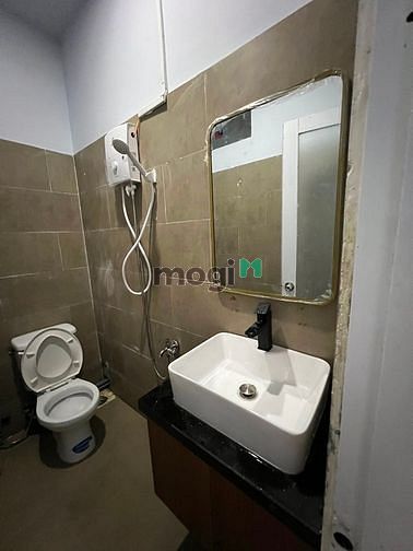 Hình ảnh Cho Thuê CHDV 1PN Full NT - Bờ Kè Hoàng Sa - Ngay Cầu Trần Khánh Dư