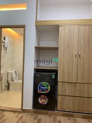 Hình ảnh Phòng ban công, nội thất đầy đủ ngay chợ Bến Thành
