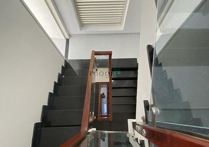 Hình ảnh Cho thuê Nhà mới 100% Hẻm XH - Đường Phan Văn Trị - P. 2 – Q. 5
