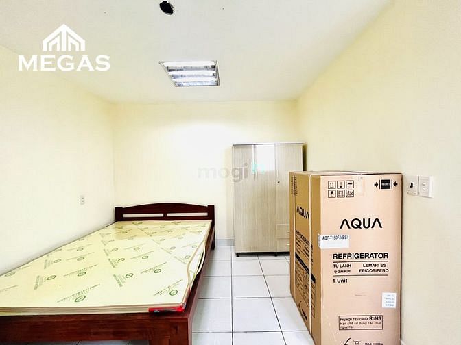 Hình ảnh Phòng Giá Rẻ - Full Nội Thất - Ban Công riêng - Công Viên Phần Mềm