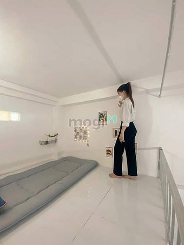 Hình ảnh Phòng Có Gác , Máy Lạnh Cực Đẹp Ngay Thân Nhân Trung , TB