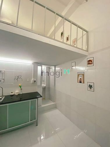Hình ảnh Phòng Có Gác , Máy Lạnh Cực Đẹp Ngay Thân Nhân Trung , TB
