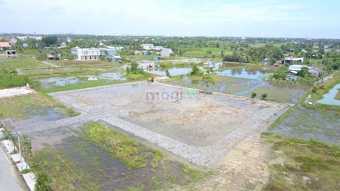 Hình ảnh Bán gấp đất nền sổ sẵn gần chợ Bình Chánh - đường Đinh Đức Thiện