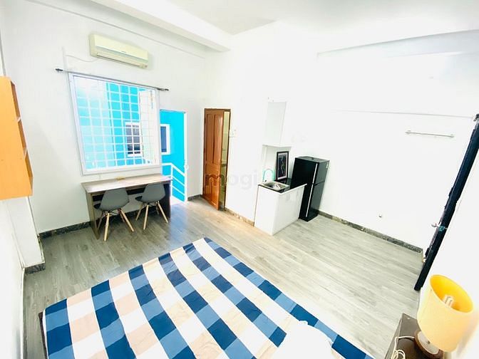 Hình ảnh CHDV Full nội thất, ban công,Nguyễn Văn Cừ, Q5