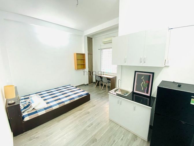 Hình ảnh CHDV Full nội thất, ban công,Nguyễn Văn Cừ, Q5
