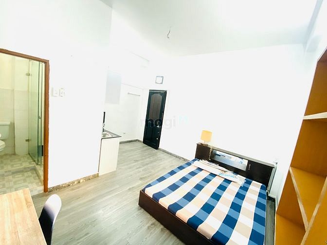 Hình ảnh CHDV Full nội thất, ban công,Nguyễn Văn Cừ, Q5