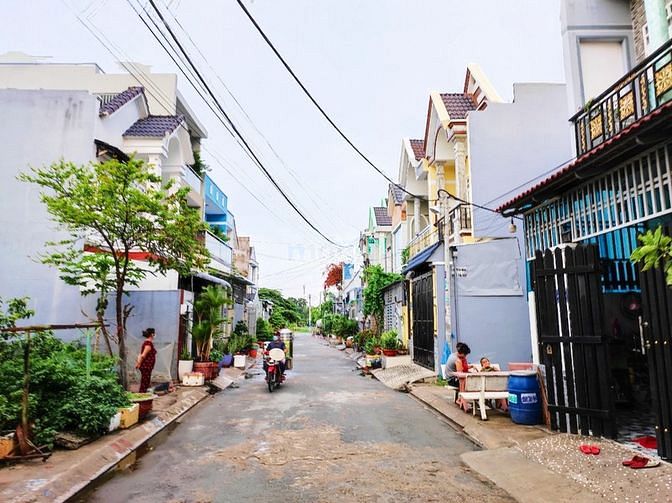 Hình ảnh ĐẤT TC 2 MT 8X 18M FULL THỔ kdc Minh Ân, Trần Văn Mười Gần Ủy Ban XTĐ