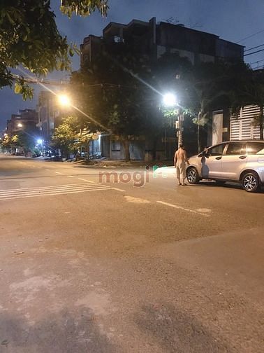 Hình ảnh Nhà Khu Tên Lửa <5x16> 1 trệt 3 lầu 4PN 4WC