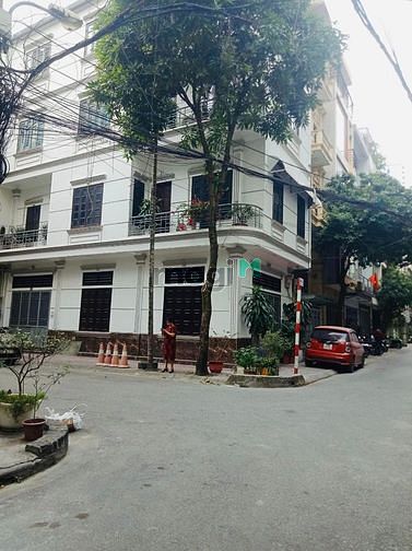 Hình ảnh Mạc Thái Tổ, Cấu Giấy. 50m2, MT 4,5m. Đất phân lô, ô tô tránh.