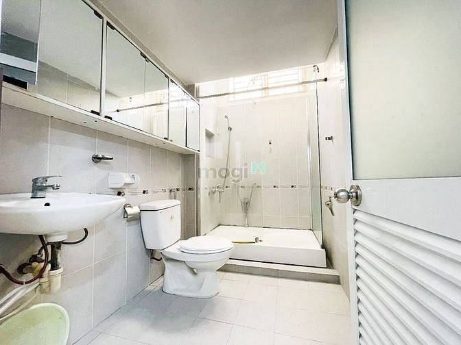 Hình ảnh Mb6623 nạp rút nhanh chóng 1PN 40m2 2 cửa sổ lớn ngay Công Viên Lê Thị Riêng Quận 10