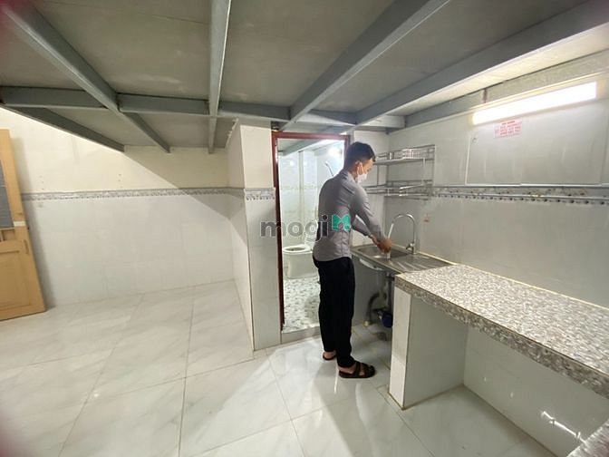 Hình ảnh Phòng có gác mới tinh ngay Trường Chinh, Tân Bình