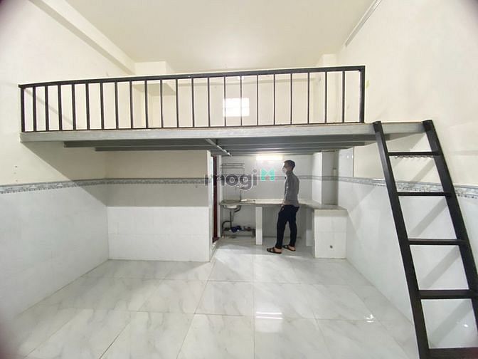 Hình ảnh Phòng có gác mới tinh ngay Trường Chinh, Tân Bình