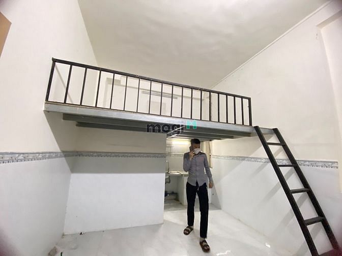 Hình ảnh Phòng có gác mới tinh ngay Trường Chinh, Tân Bình