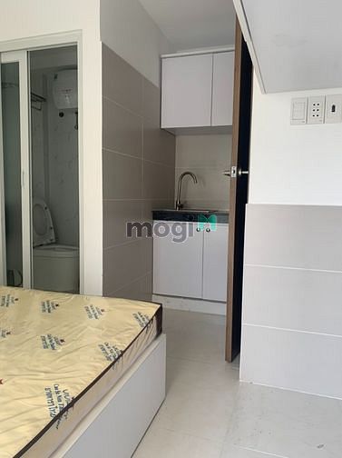 Hình ảnh Cho Thuê CHDV full nội thất giá rẻ như phòng trọ