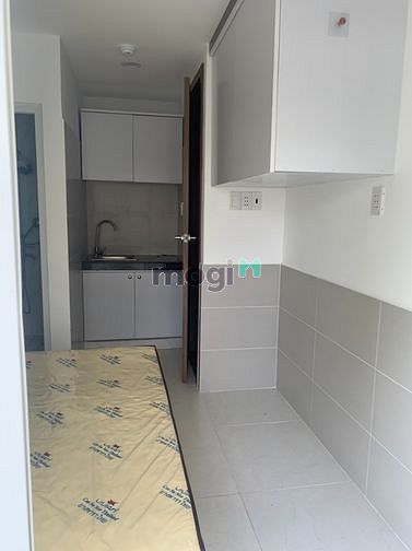 Hình ảnh Cho Thuê CHDV full nội thất giá rẻ như phòng trọ