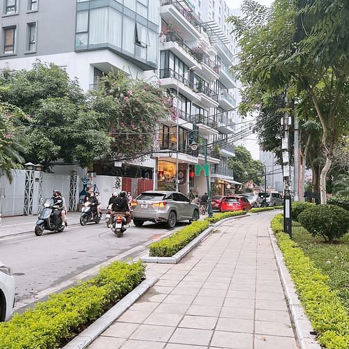Hình ảnh Cần bán gấp mảnh đất mặt hồ tây - yên hoa - thanh niên - 100m2 - mt