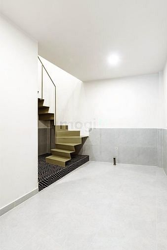 Hình ảnh Tìm khách thuê lâu dài MT Lê Văn Sỹ Q3