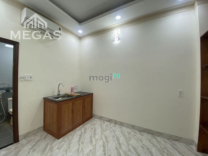 Hình ảnh Phòng Mới Xây Full Nội Thất - Ban Công Ngay Âu Cơ - Lạc Long Quân