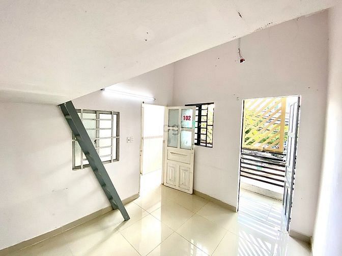 Hình ảnh Phòng cho thuê có gác , máy lạnh ngay Bình Giã , Tân Bình