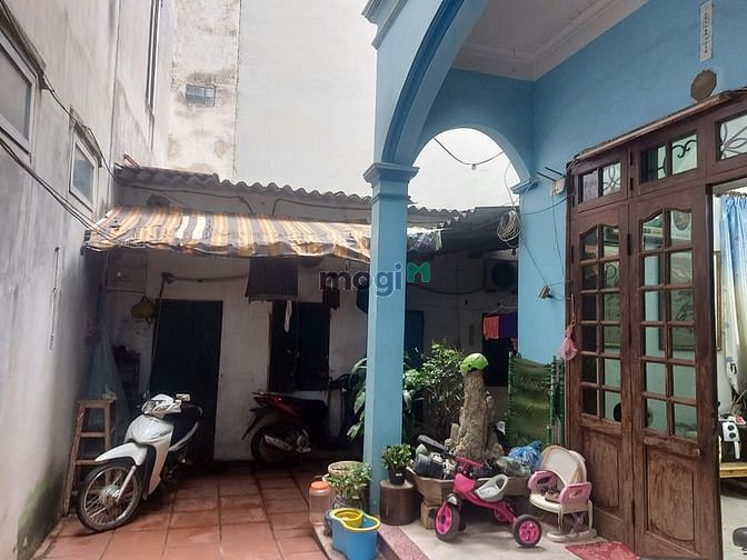 Hình ảnh Dịch Vọng, Cầu Giấy. 143m2. MT 8,8m. Đất vàng xây Chung cư mini.