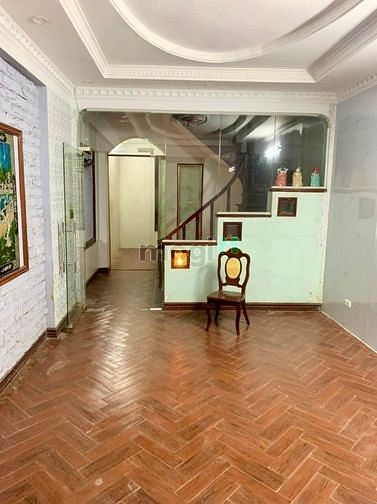 Hình ảnh Trần Quốc Hoàn, Cầu Giấy. 51m2 x 5T. MT 4,1m. Đất phân lô, vỉa hè.