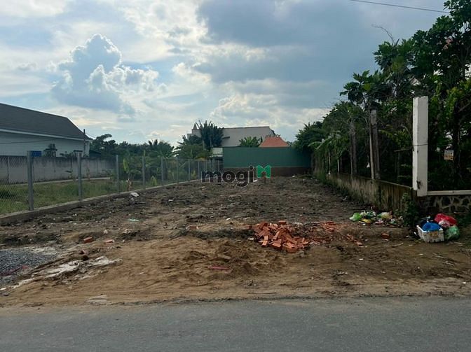Hình ảnh Bán Miếng Đất Phong Phú Liền Kề Chợ Phú Lạc SHR