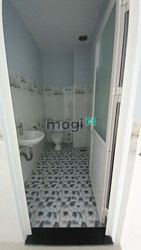 Hình ảnh Nhà DT 4.5x20 gần chợ Bình Long 1 trệt 2 lầu đúc điện 3 pha