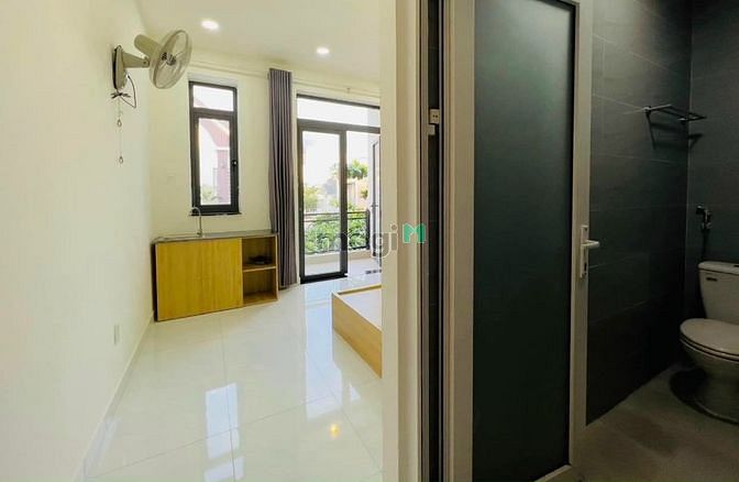Hình ảnh Ban công riêng full nội thất phạm văn chiêu