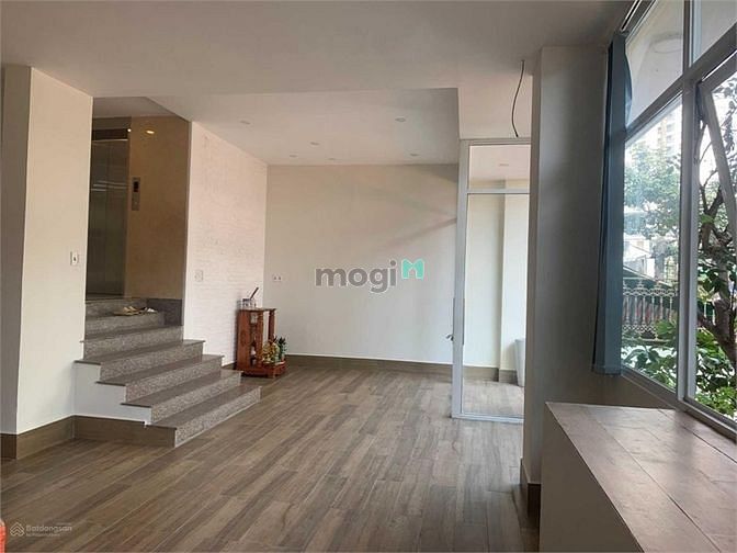 Hình ảnh Nhà  cho thuê phổ quang q.tb.10x20m.88tr