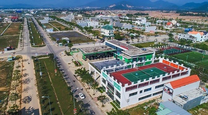 Hình ảnh Tôi cần bán lô đất nền KDT Golden Hills - Đà Nẵng. 125m2