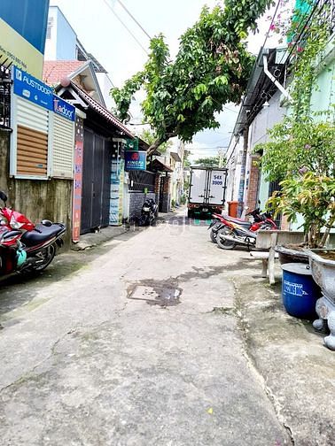 Hình ảnh Nhà bán vị trí vip, 76mz 2tầng,4.2mx18,ĐHT02,Quận 12.