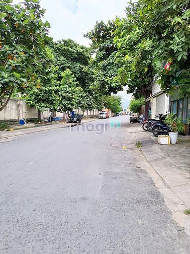 Hình ảnh Nhà bán vị trí vip, 76mz 2tầng,4.2mx18,ĐHT02,Quận 12.