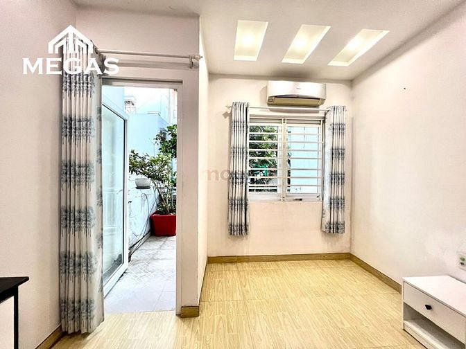 Hình ảnh Studio-full nội thất bancol- 10 bước chân tới CV làng hoa