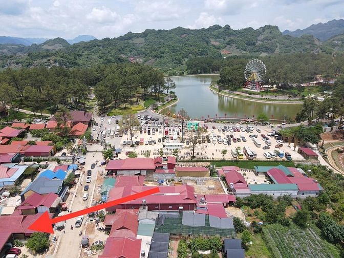 Hình ảnh Cần bán đất gần khu du lịch rừng thông Bản Áng- Mộc Châu