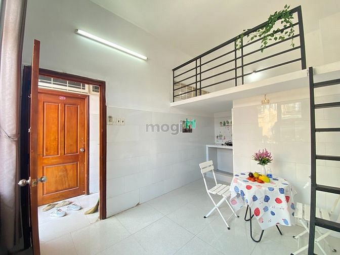 Hình ảnh Phòng cho thuê giá rẻ , có gác máy lạnh ngay Bạch Đằng , Tân Bình