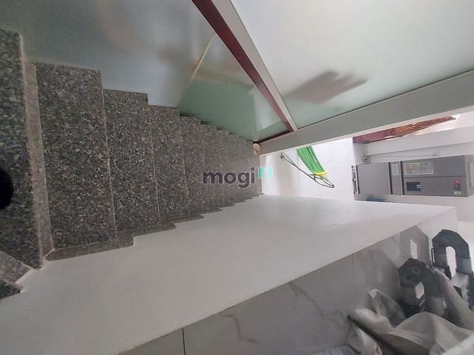 Hình ảnh 7,9tỷ💥siêu biệt thự quận 6,xe hơi đậu