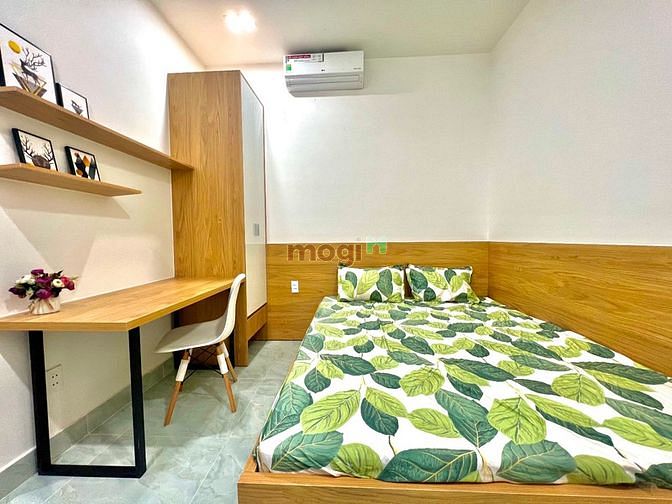 Hình ảnh CHDV full nội thất có ban công, máy giặt riêng.