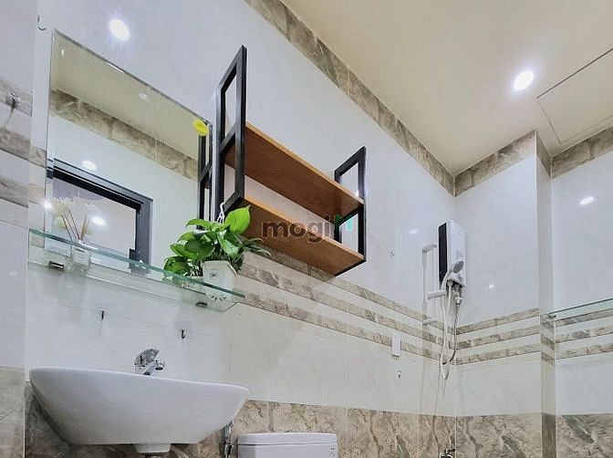 Hình ảnh Mb6623 nạp rút nhanh chóng Cao Thắng p5q3, balcon, thang máy, full nội thất gần chợ Bàn Cờ