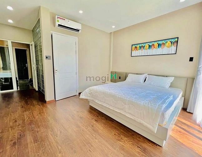 Hình ảnh Siêu phẩm 5x15 có hồ bơi 496 Dương Quảng Hàm