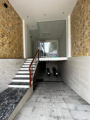 Hình ảnh Mặt tiền Hoa Lan Hầm 4 Tầng cho thuê gấp