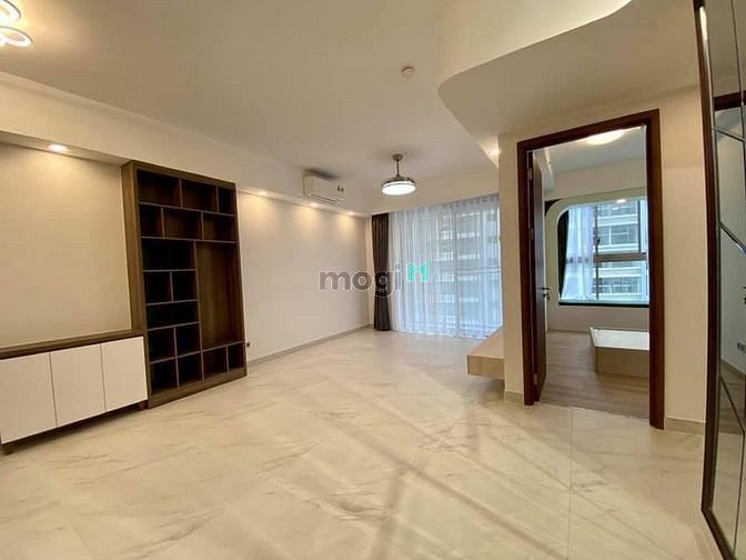 Hình ảnh Chủ nhà thân thiện gửi thuê Midtown 2 PN, căn góc, ít nội thất